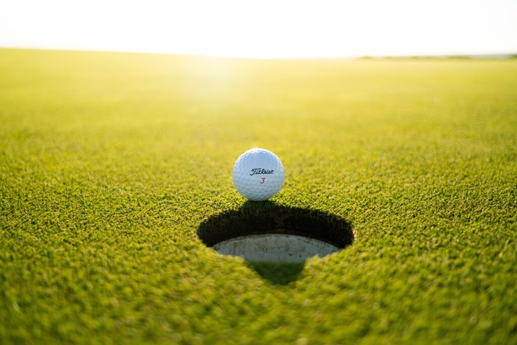 How Many Dimples On A Golf Ball?