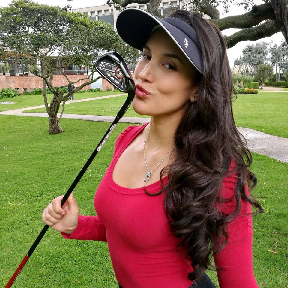 What's The Difference Between Ladies Golf Clubs And Men's? - Find Indoor  Golf Near You